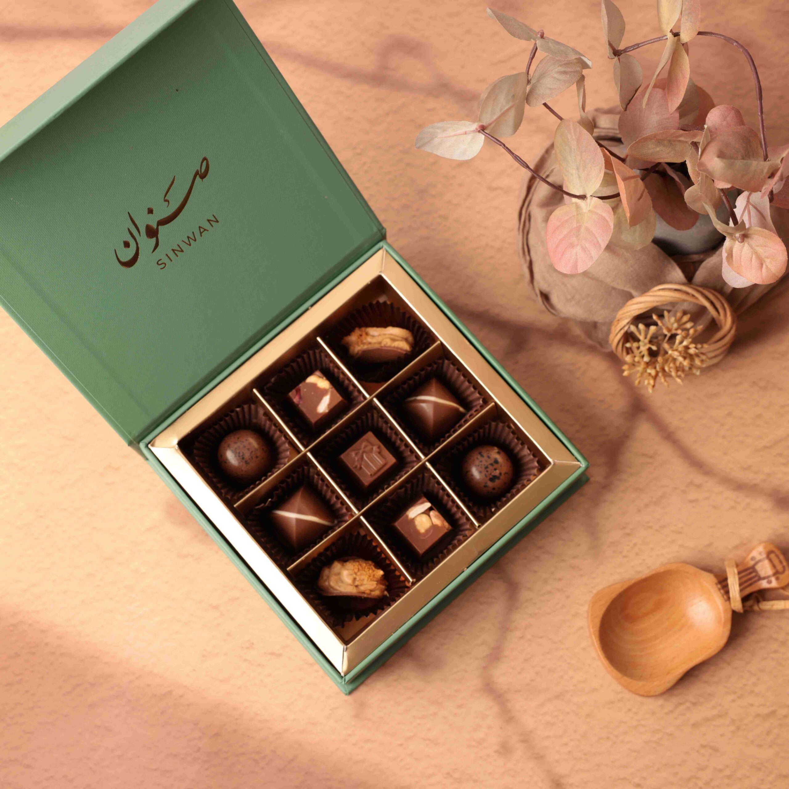 Luxury Chocolate Gift Box Small (9 pcs)